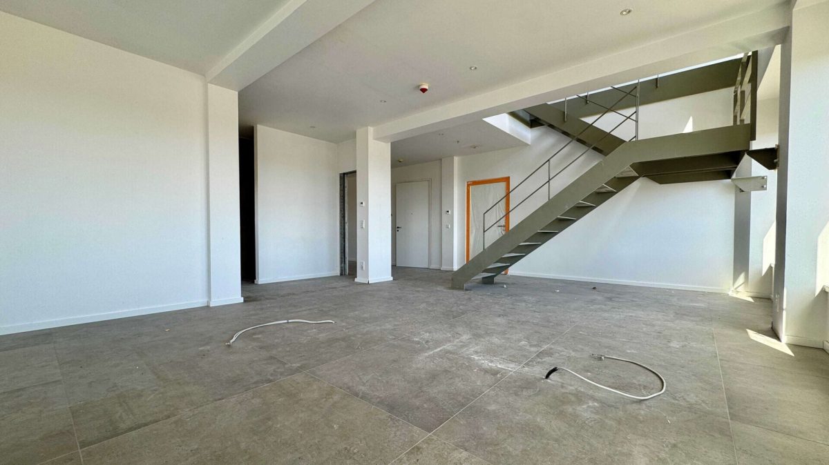 Immobilienangebot - Warburg - Alle - Einmalige Penthousewohnung über 2 Etagen mit Dachterrasse und Stellplatz