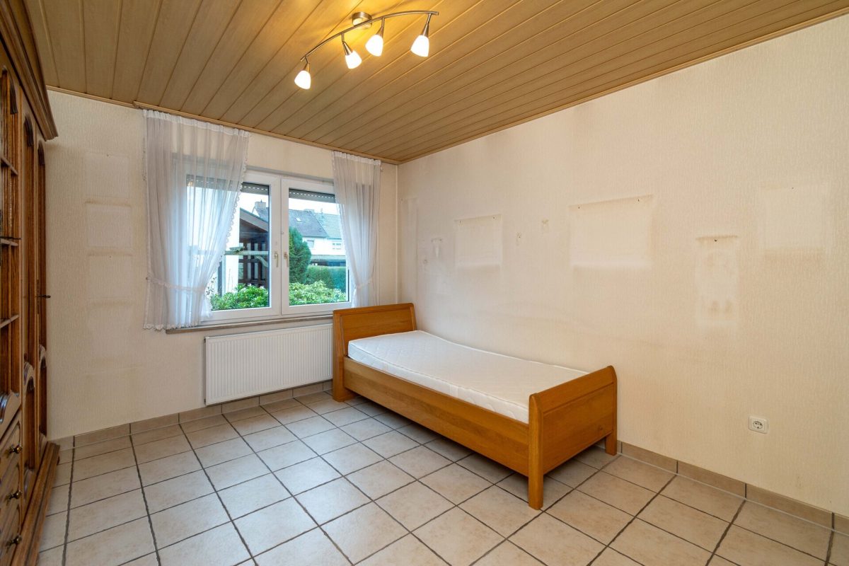 Immobilienangebot - Salzkotten - Alle - Zweifamilienhaus in beliebter Wohnlage
