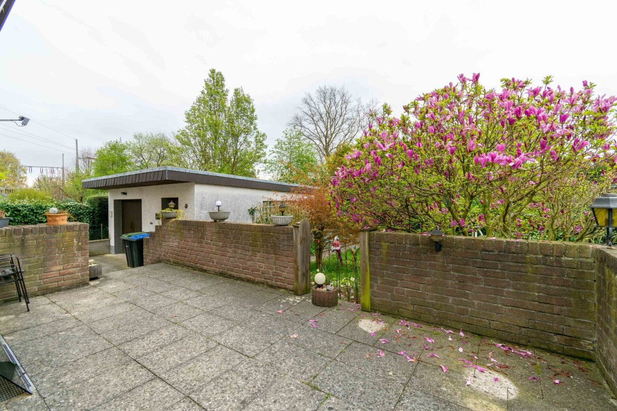 Immobilienangebot - Salzkotten - Alle - Zweifamilienhaus in beliebter Wohnlage