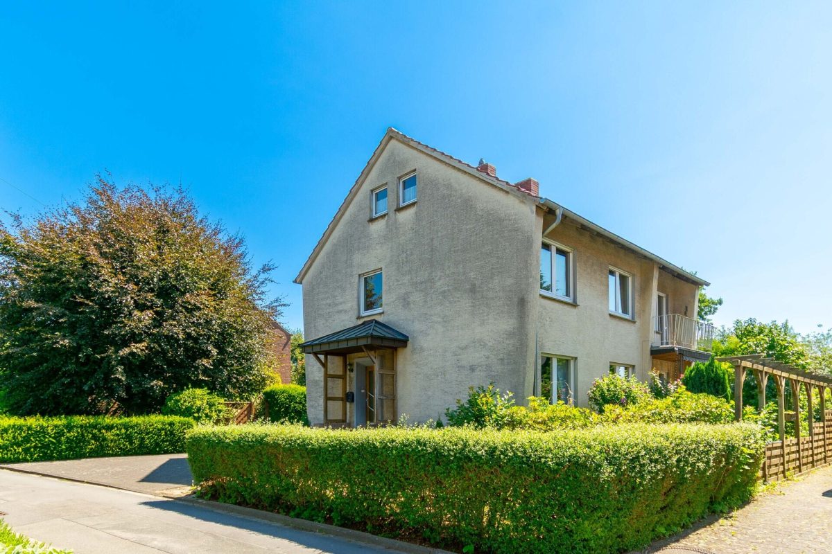 Immobilienangebot - Salzkotten - Alle - Zweifamilienhaus in beliebter Wohnlage