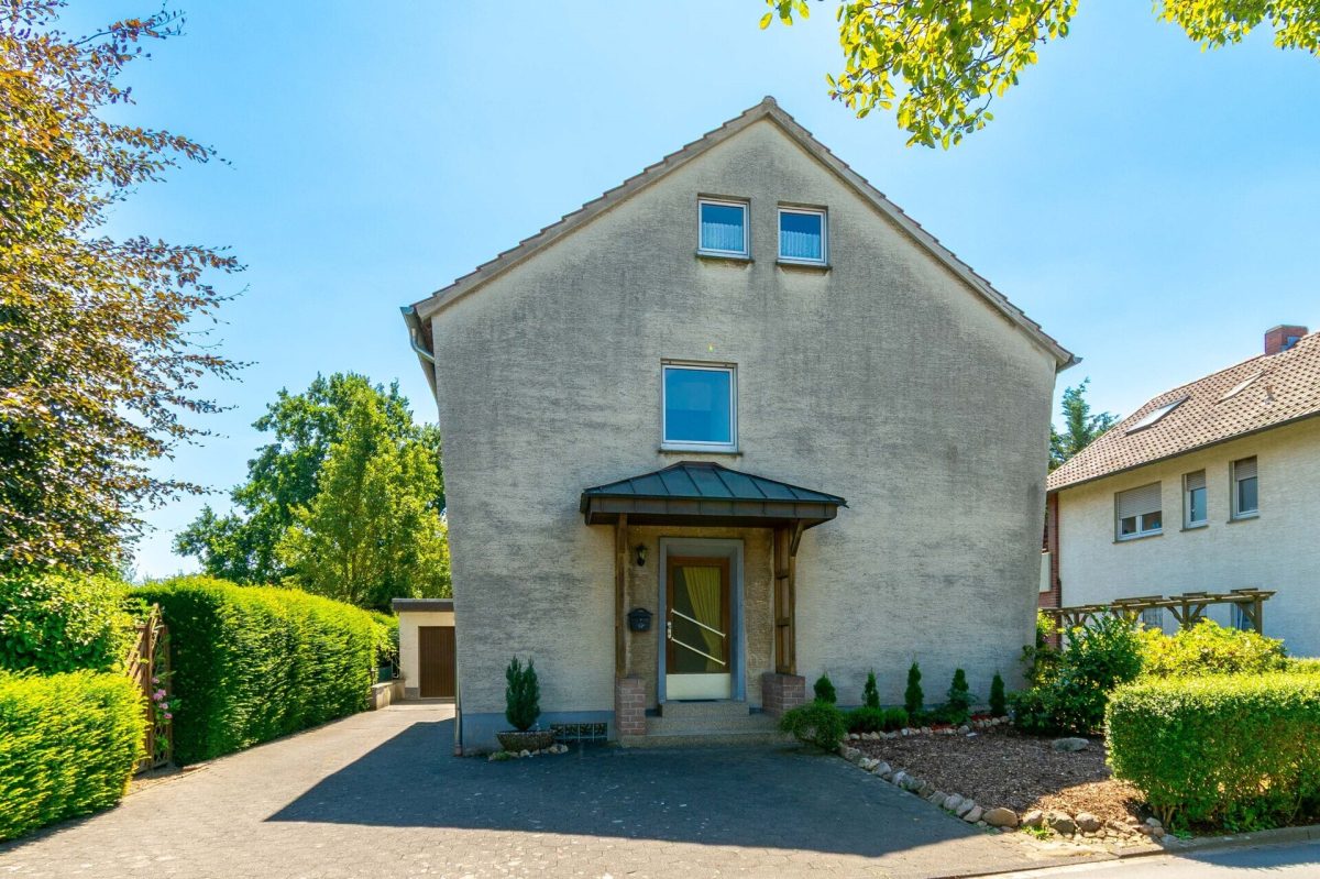 Immobilienangebot - Salzkotten - Alle - Zweifamilienhaus in beliebter Wohnlage