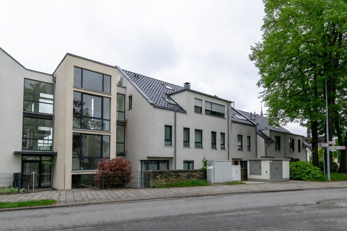 Immobilienangebot - Bad Lippspringe - Alle - Geräumige Erdgeschosswohnung mit eigenem Garten