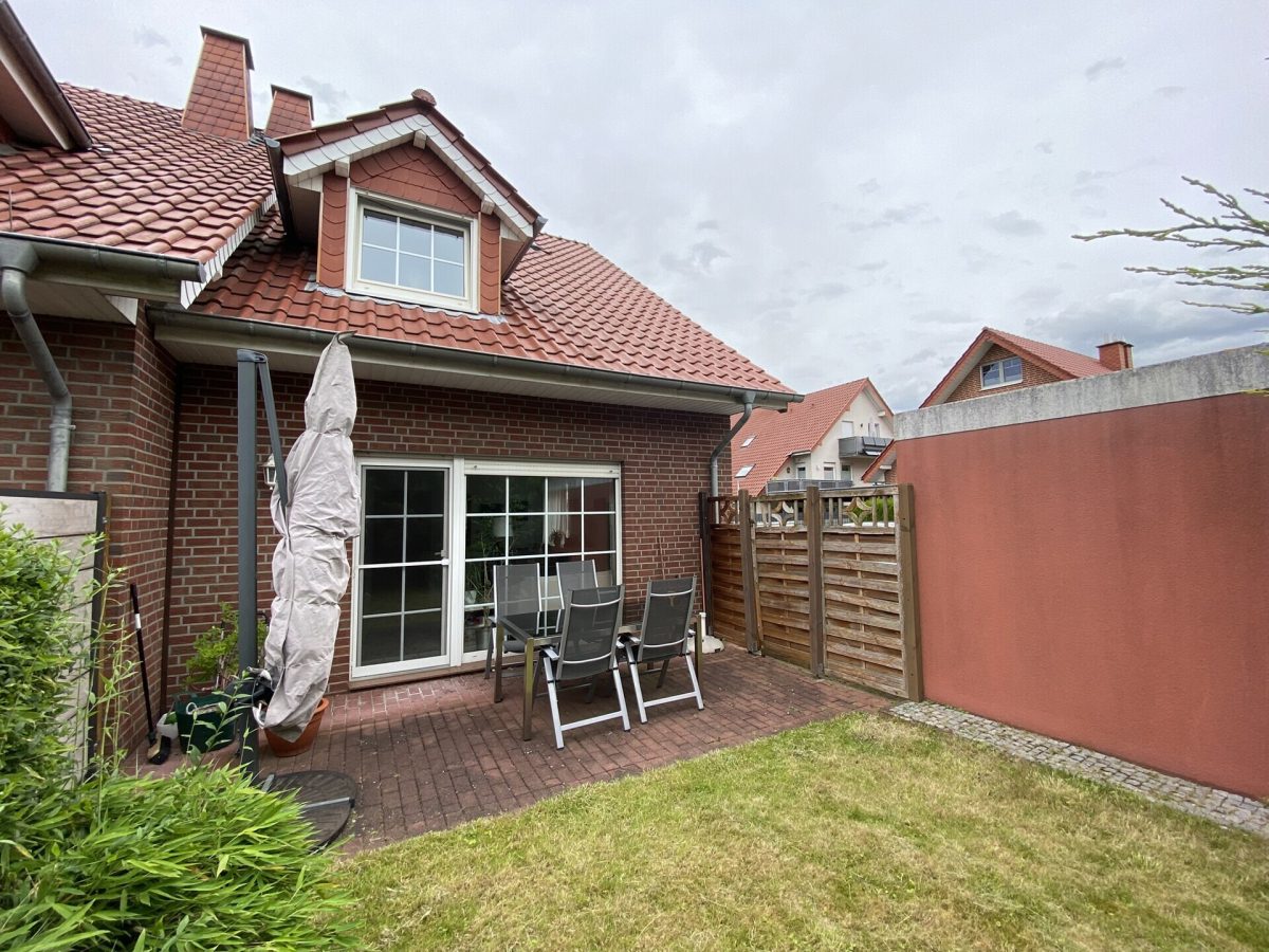 Immobilienangebot - Salzkotten - Alle - Reihenendhaus mit Garage in zentraler Lage