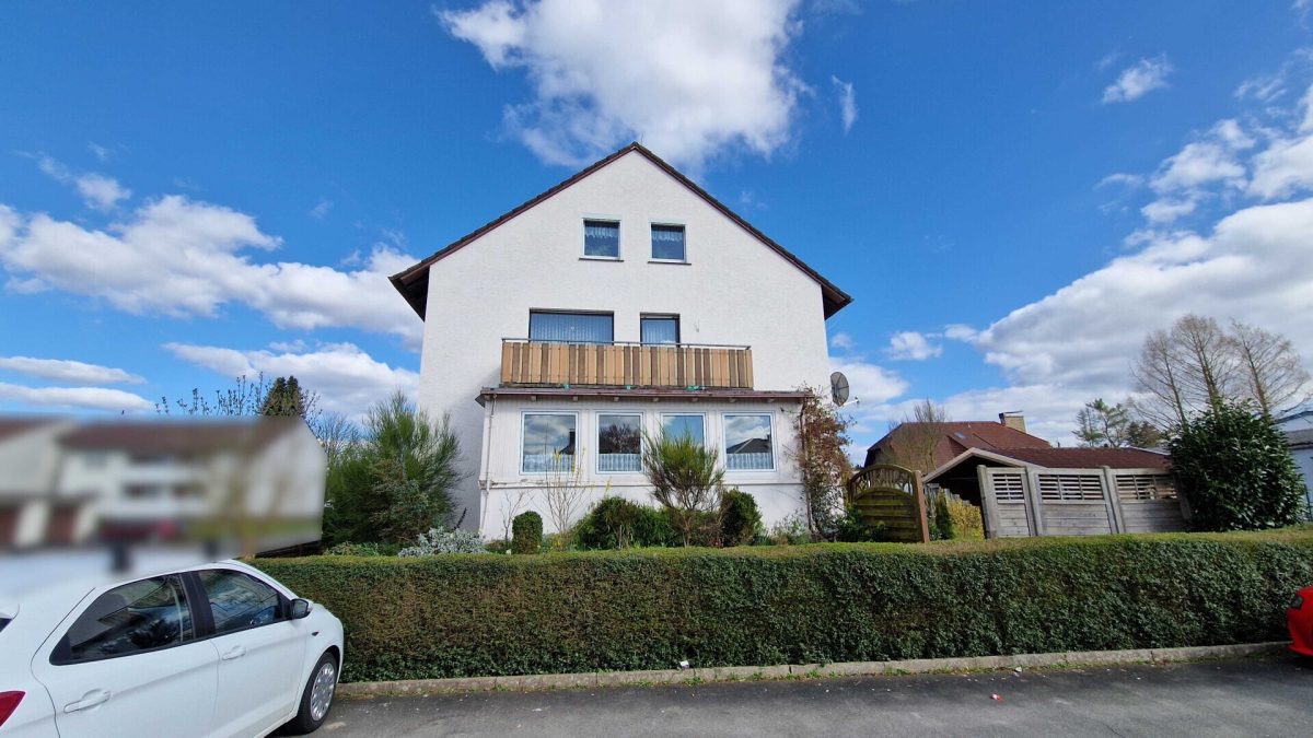 Immobilienangebot - Lauenförde - Alle - Dreifamilienhaus mit individuellen Nutzungsmöglichkeiten