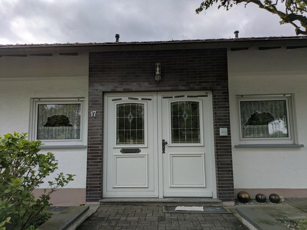 Immobilienangebot - Brilon / Scharfenberg - Alle - Hier spielt die Musik - solides Wohnhaus