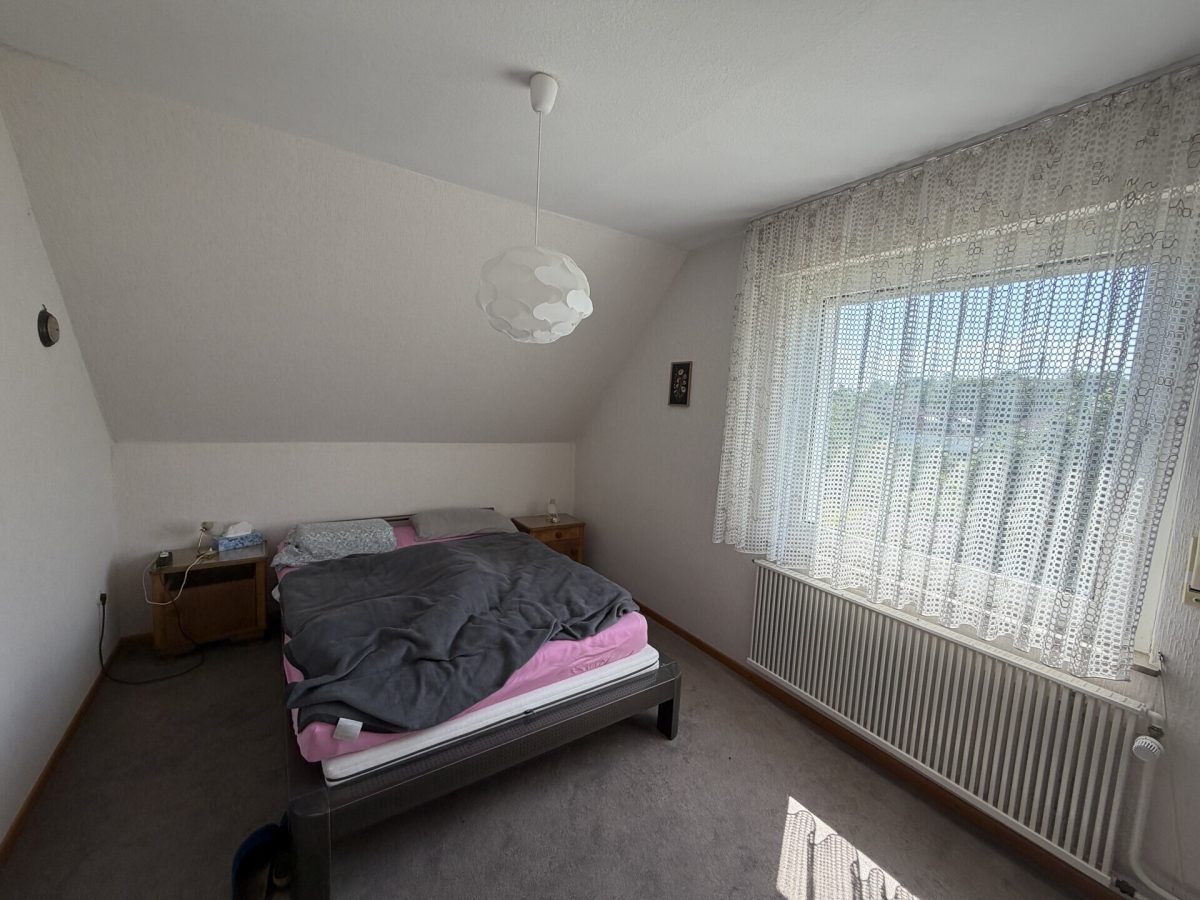 Schlafzimmer Immobilienangebot - Steinheim / Sandebeck - Alle - Ruhig gelegenes Einfamilienhaus!