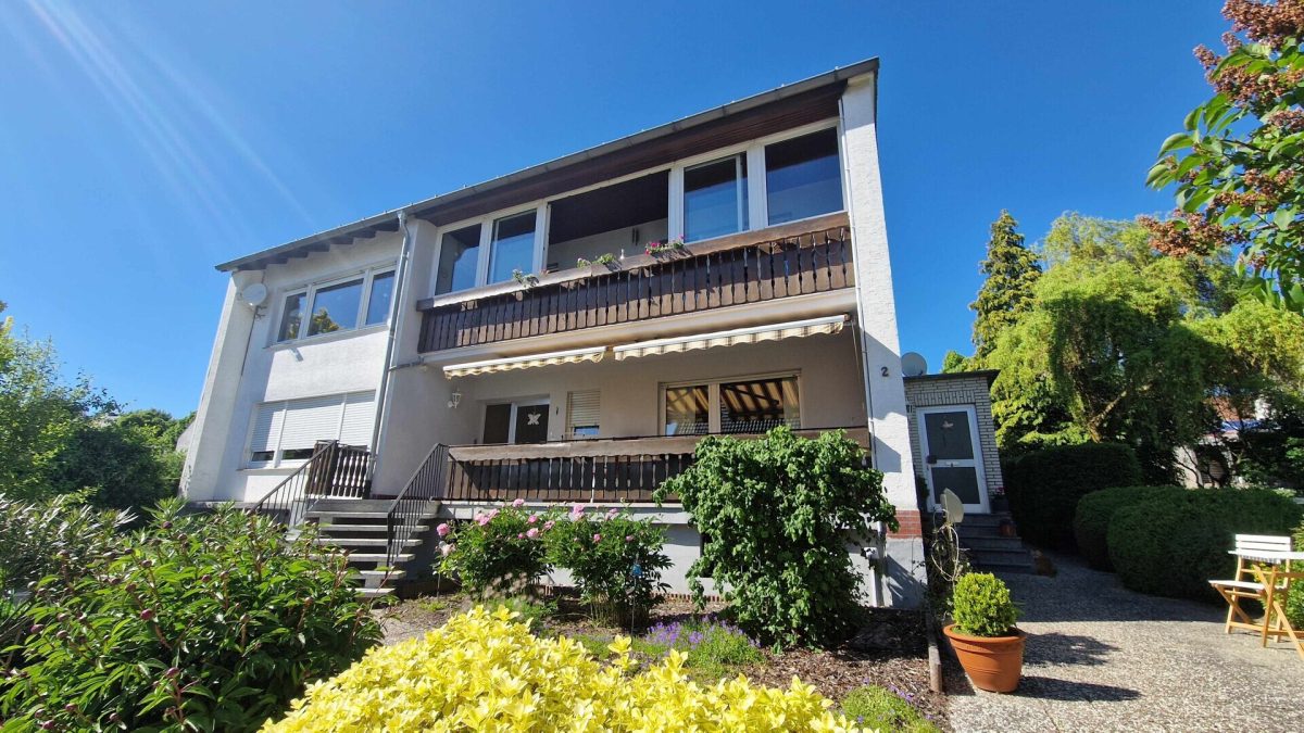 Immobilienangebot - Beverungen / Haarbrück - Alle - Zwei Wohneinheiten, viele Optionen