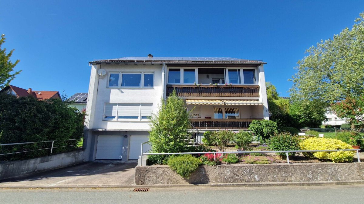 Immobilienangebot - Beverungen / Haarbrück - Alle - Zwei Wohneinheiten, viele Optionen