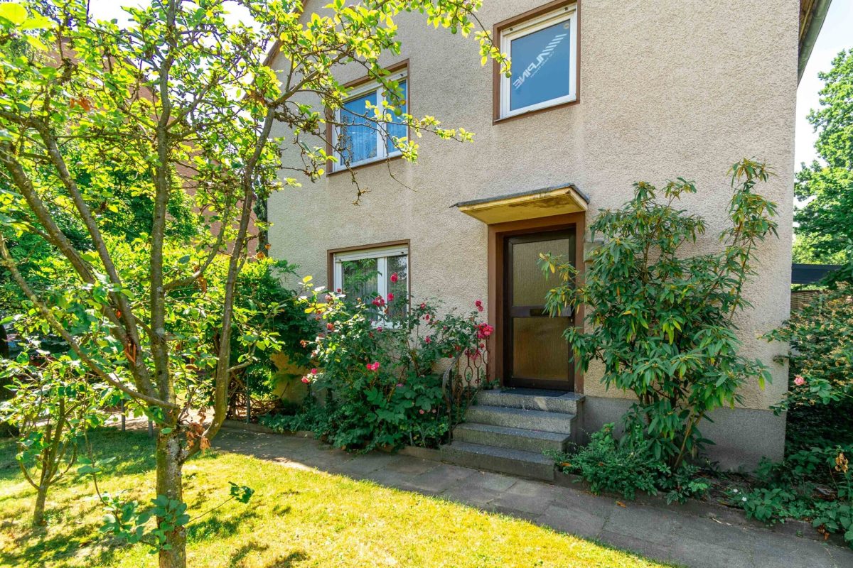 Immobilienangebot - Paderborn - Alle - Einfamilienhaus mit großem Potenzial in der Stadtheide