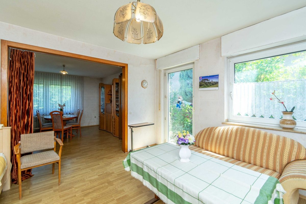 Immobilienangebot - Paderborn - Alle - Einfamilienhaus mit großem Potenzial in der Stadtheide