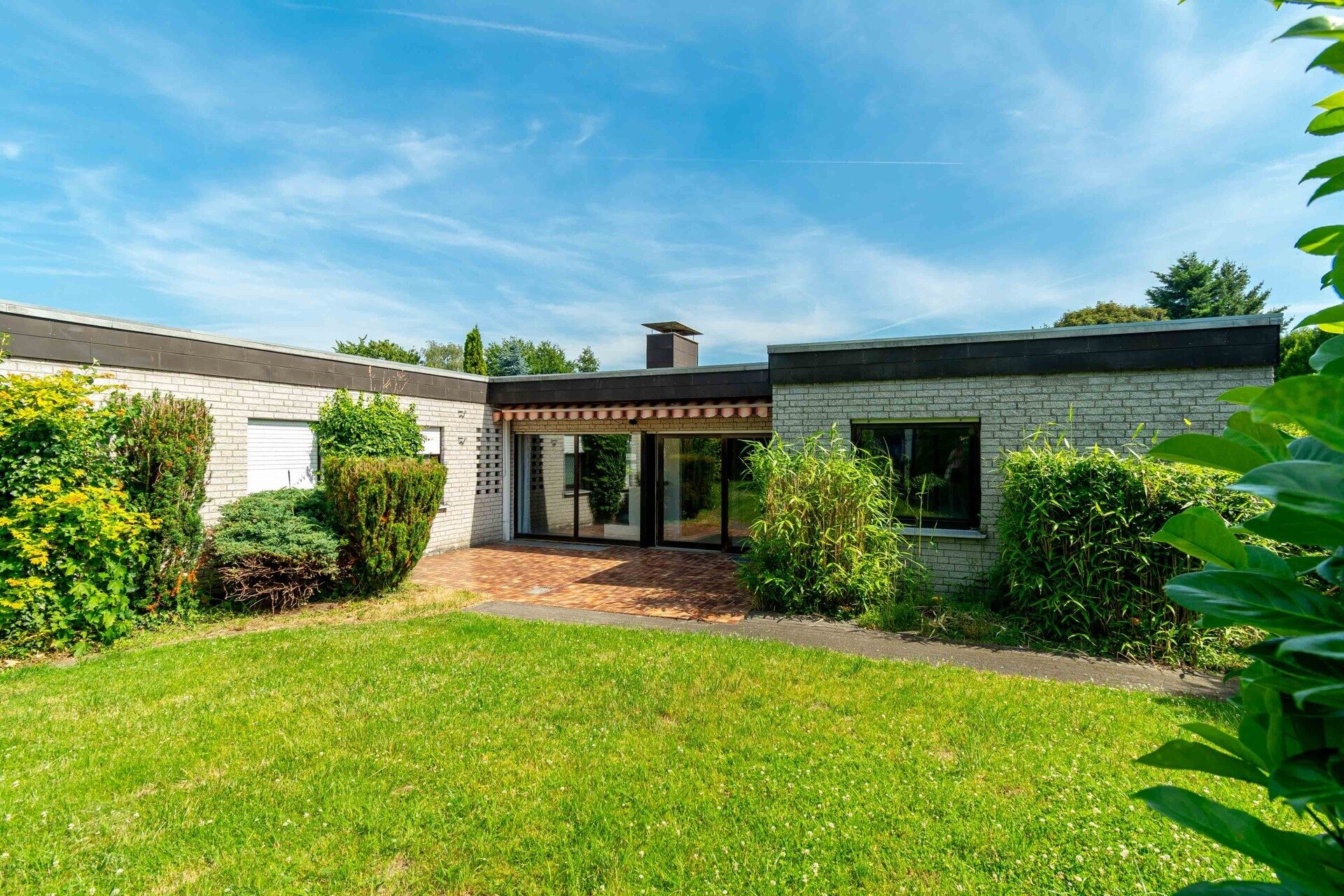 Immobilienangebot - Paderborn - Alle - Variabel nutzbarer Bungalow mit kleiner Einliegerwohnung