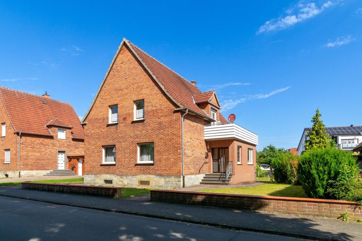 Immobilienangebot - Salzkotten - Alle - Charmantes Haus in ausgezeichneter Wohnlage