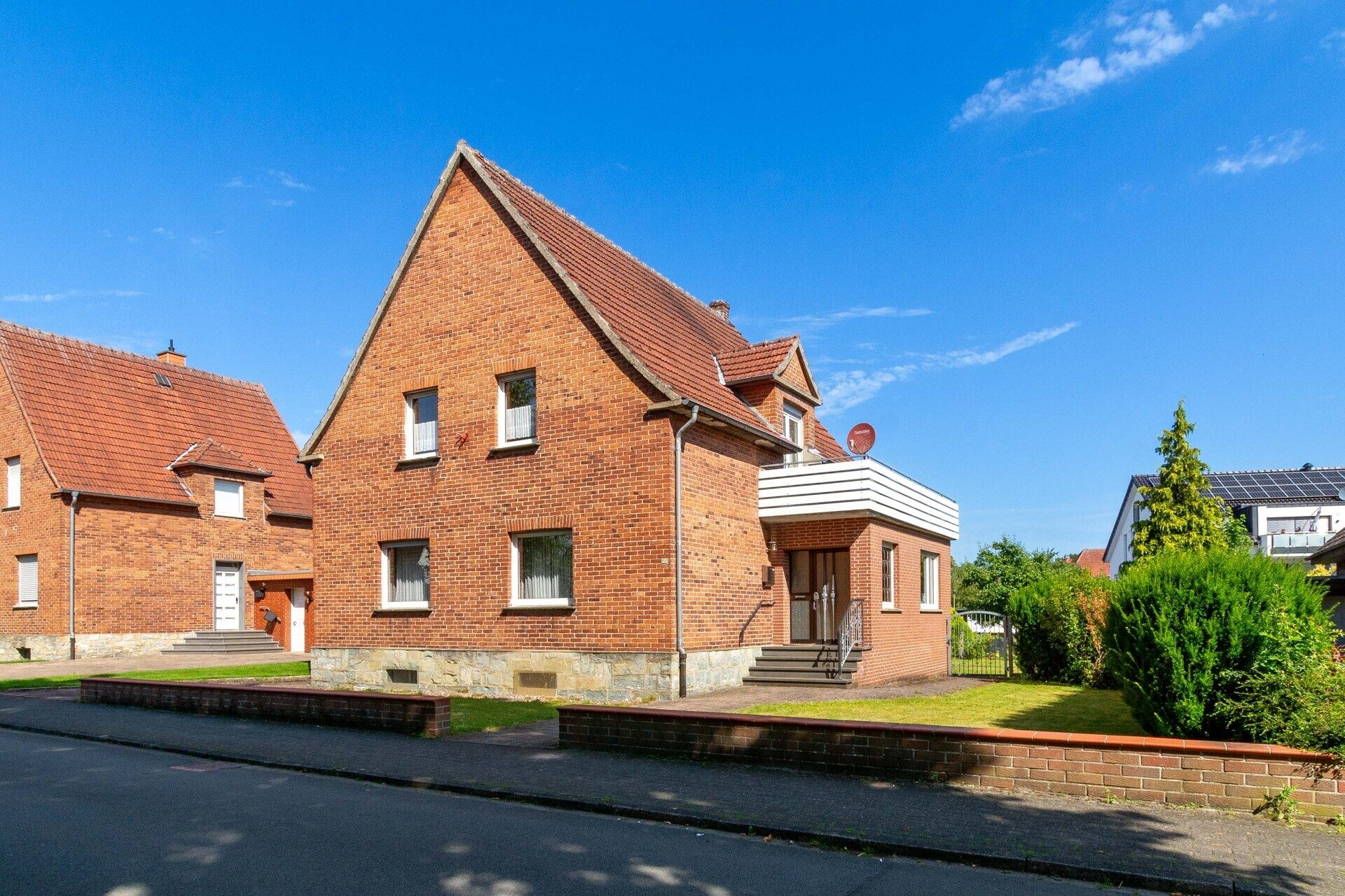 Immobilienangebot - Salzkotten - Alle - Charmantes Haus in ausgezeichneter Wohnlage