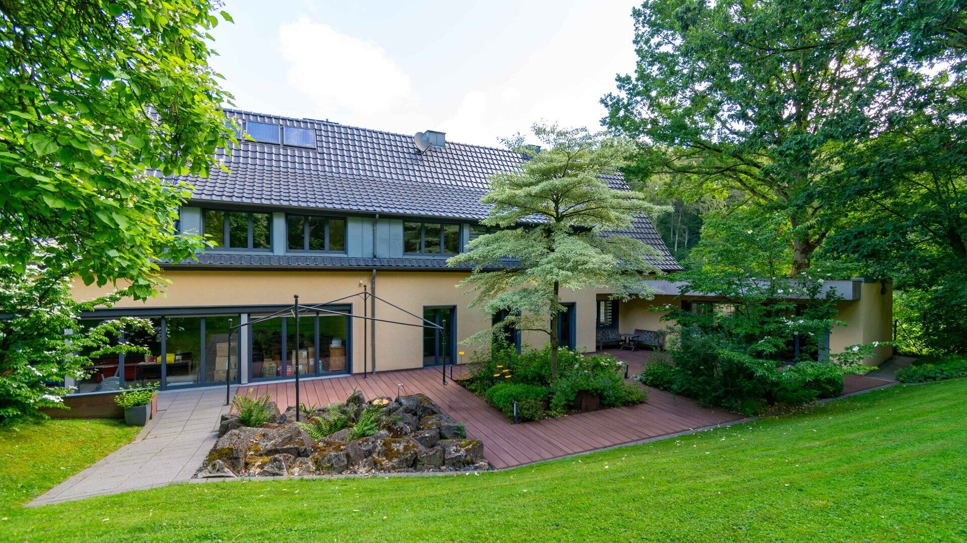 Immobilienangebot - Brakel / Rheder - Alle - Großzügiges Anwesen mit viel Platz, Privatsphäre und Waldrandlage
