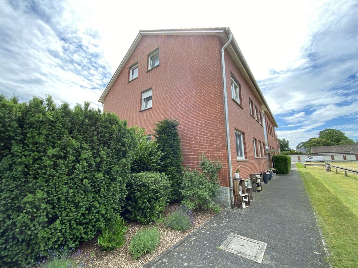 Immobilienangebot - Salzkotten / Mantinghausen - Alle - Renditeobjekt mit 6 Wohneinheiten