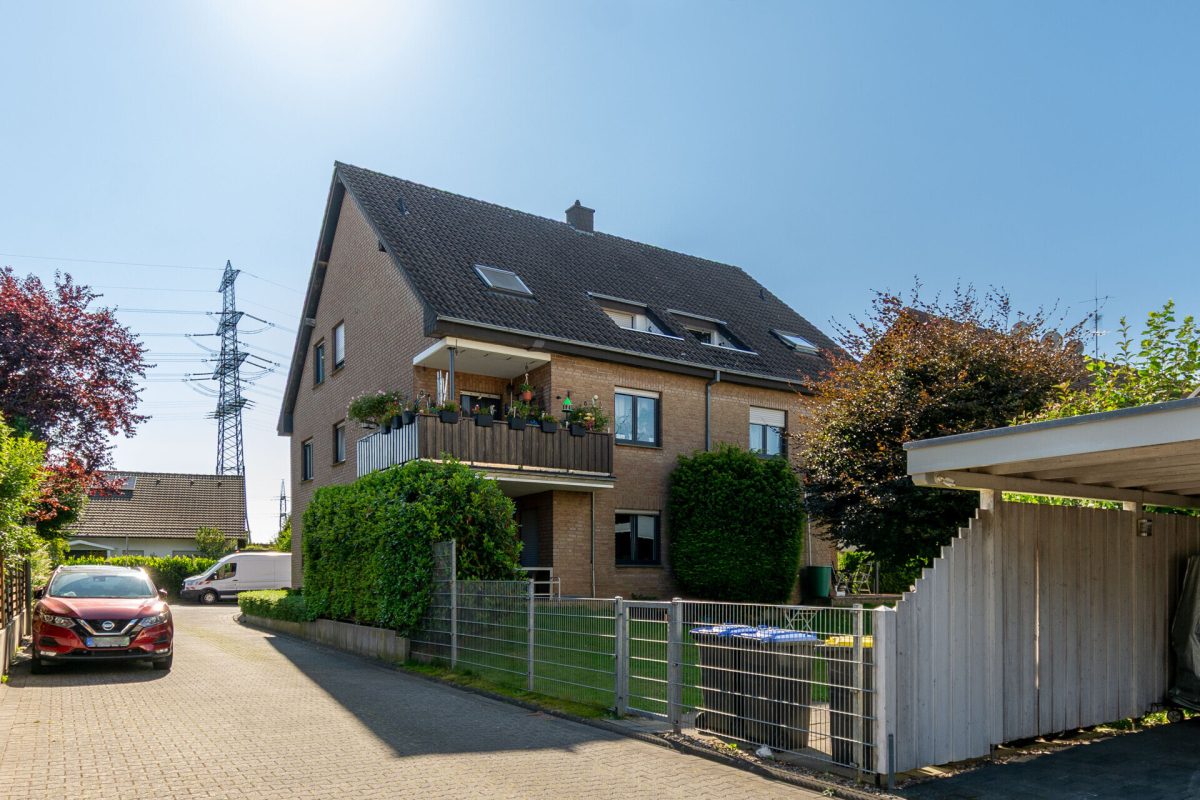 Immobilienangebot - Paderborn - Alle - 2- Zimmer-Eigentumswohnung im Dachgeschoss mit Balkon