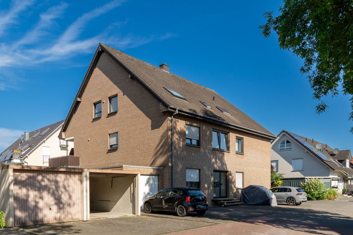 Immobilienangebot - Paderborn - Alle - 2- Zimmer-Eigentumswohnung im Dachgeschoss mit Balkon
