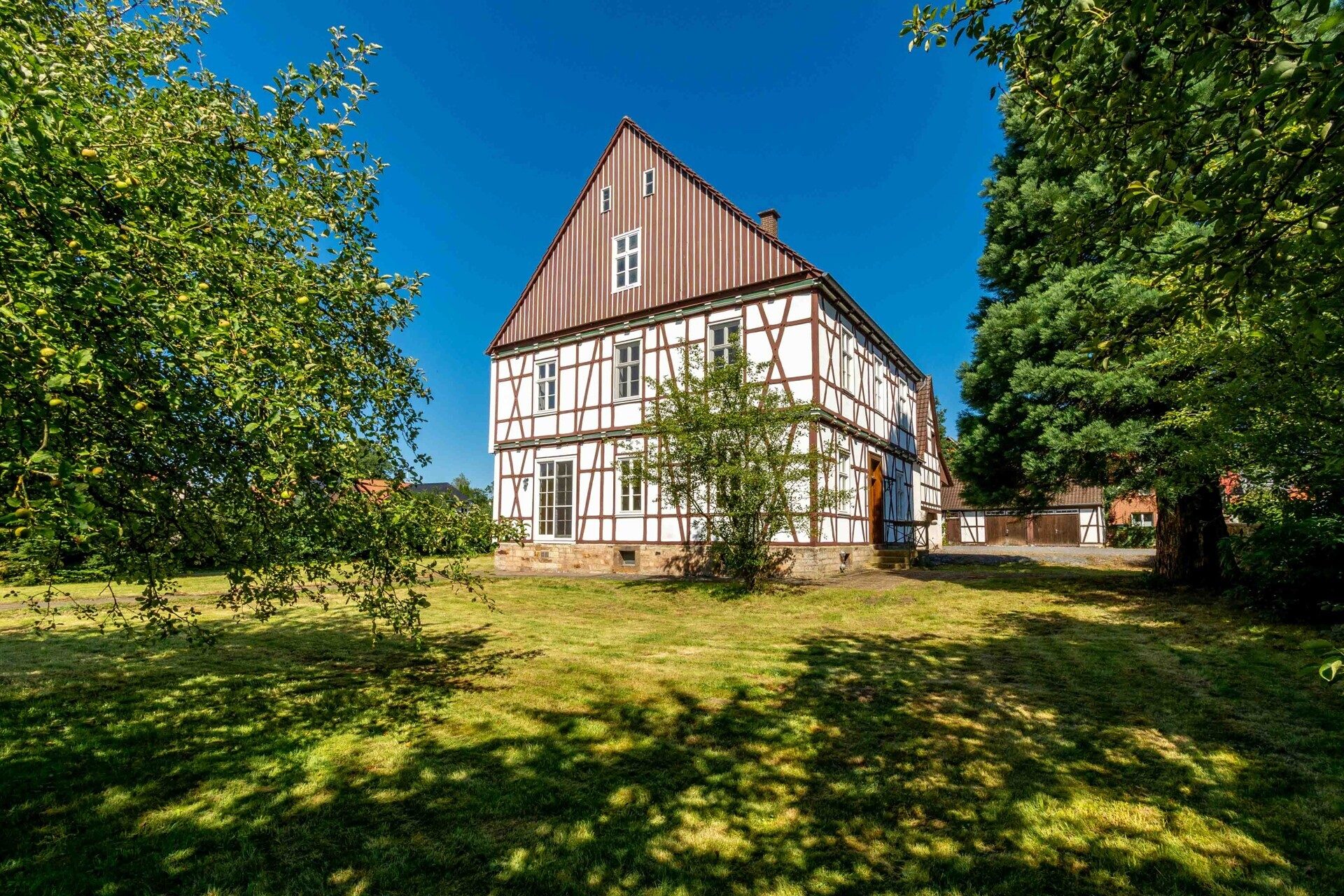 Immobilienangebot - Lichtenau - Alle - Exklusives Landhaus - Ein Anwesen mit Geschichte
