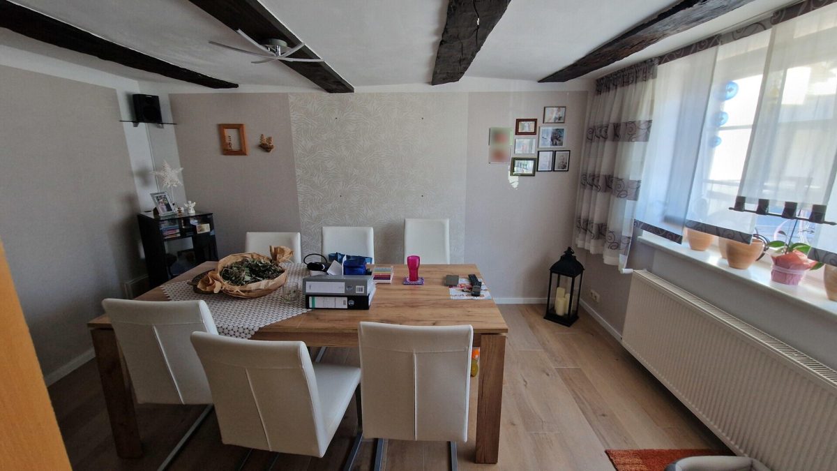 Immobilienangebot - Beverungen - Alle - Sanierte und zum Einzug bereite Doppelhaushälfte