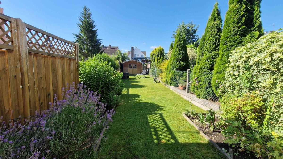 Immobilienangebot - Beverungen - Alle - Sanierte und zum Einzug bereite Doppelhaushälfte