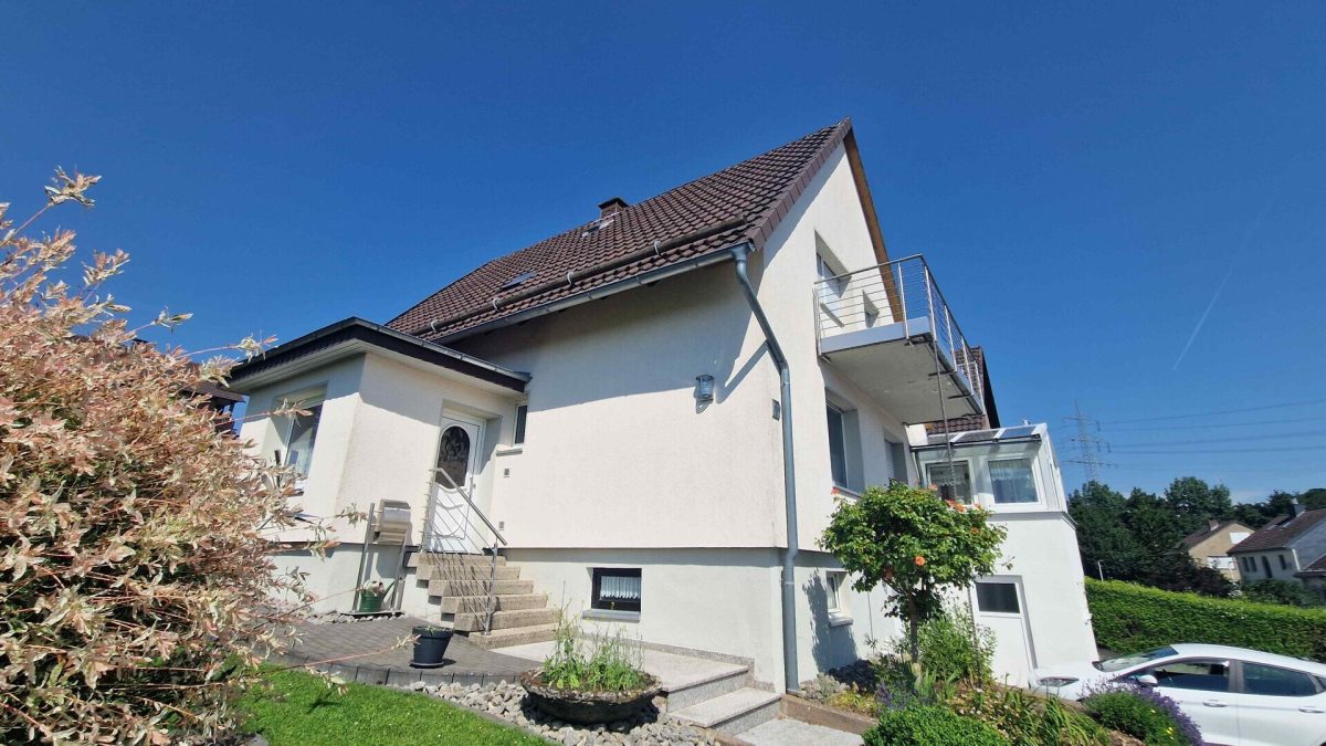 Immobilienangebot - Beverungen / Jakobsberg - Alle - Charmantes, ruhig gelegenes Einfamilienhaus