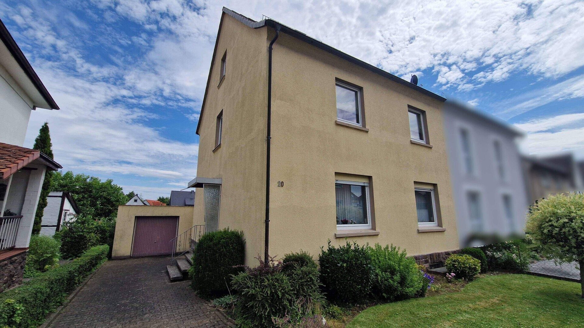Immobilienangebot - Höxter - Alle - Doppelhaushälfte mit Gestaltungspotenzial