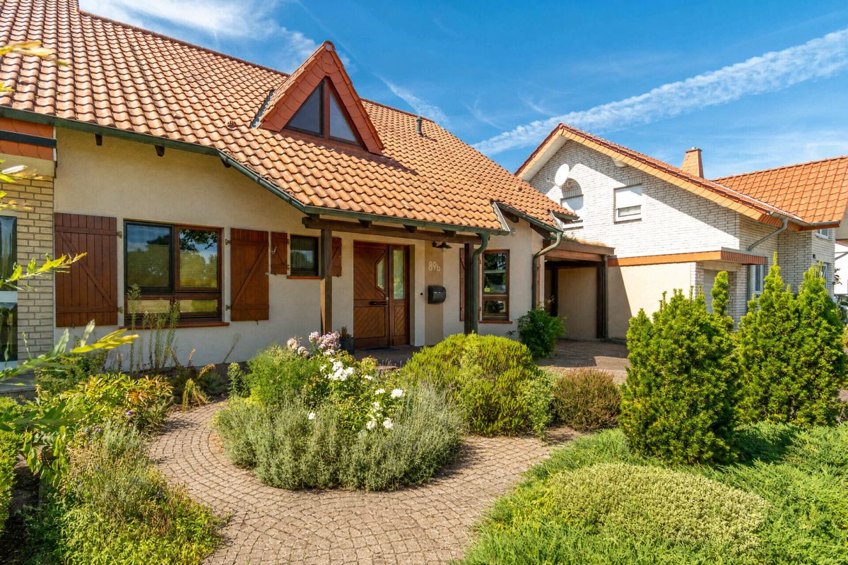 Immobilienangebot - Paderborn / Mastbruch - Alle - Gepflegte Einfamilien-Doppelhaushälfte