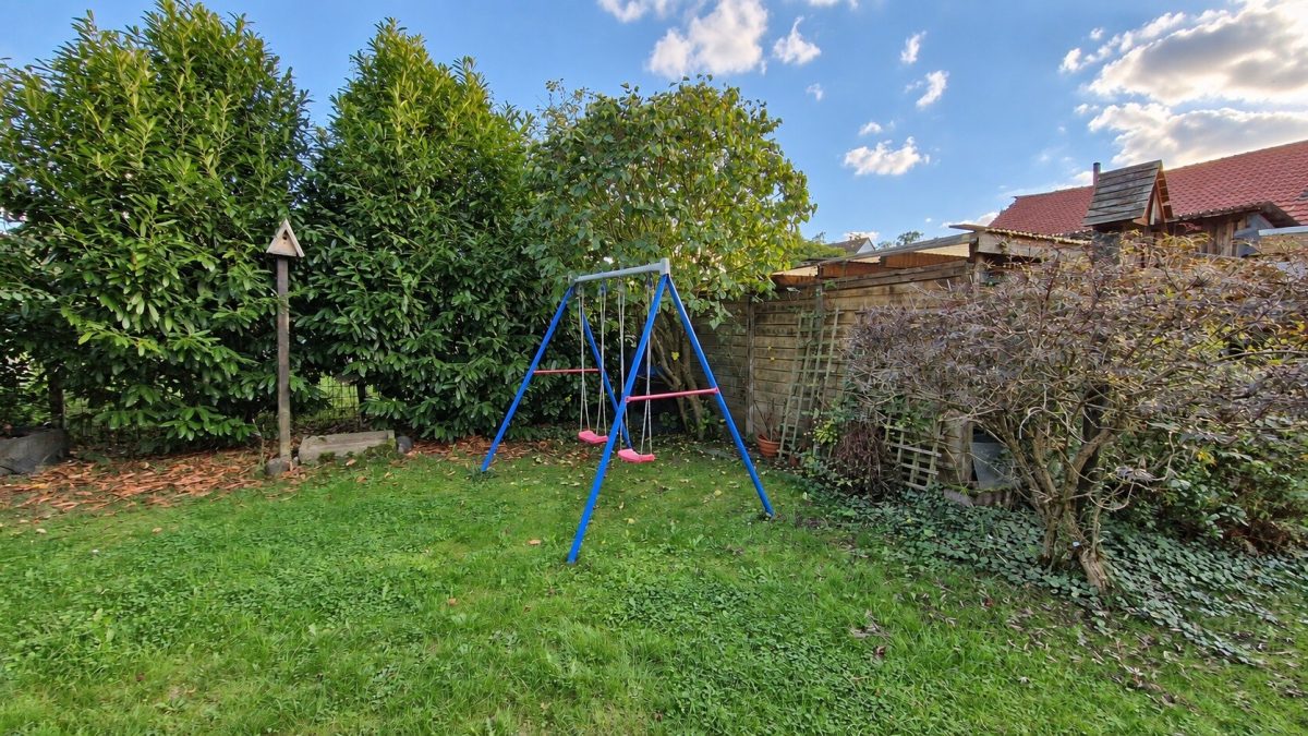 Immobilienangebot - Höxter / Fürstenau - Alle - Wohn- und Geschäftshaus mit viel Potenzial