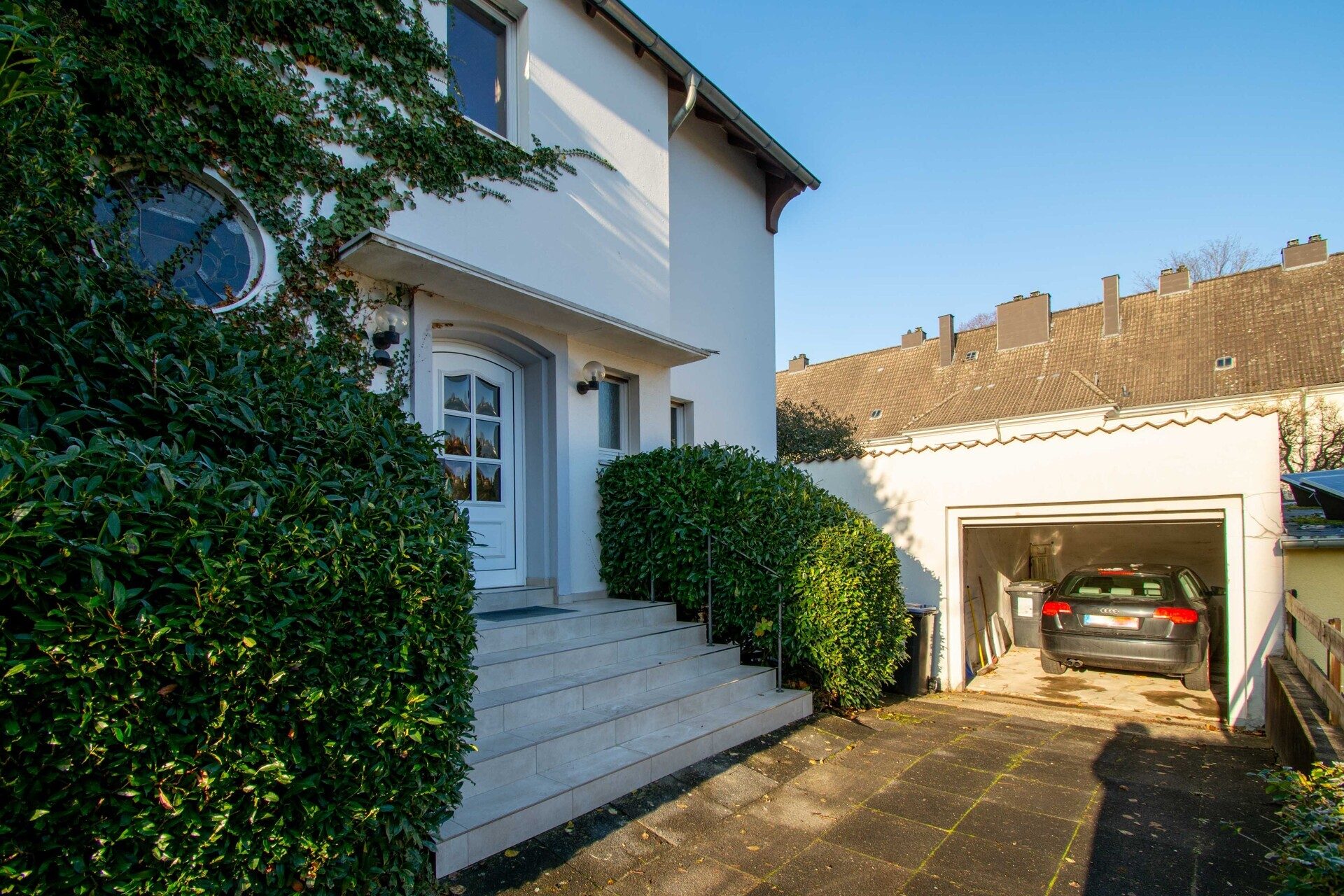 Immobilienangebot - Paderborn - Alle - Vielseitiges Einfamilienhaus mit Büro-Nutzung