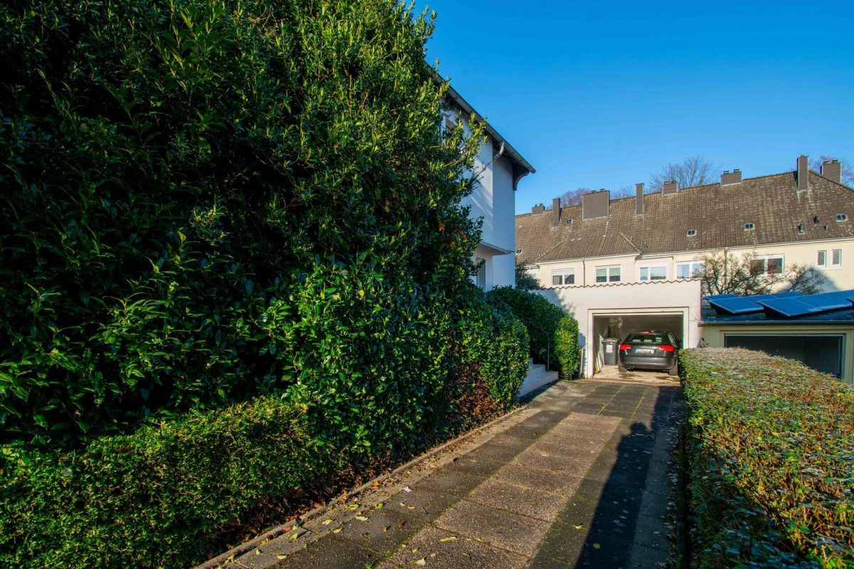 Immobilienangebot - Paderborn - Alle - Vielseitiges Einfamilienhaus mit Büro-Nutzung