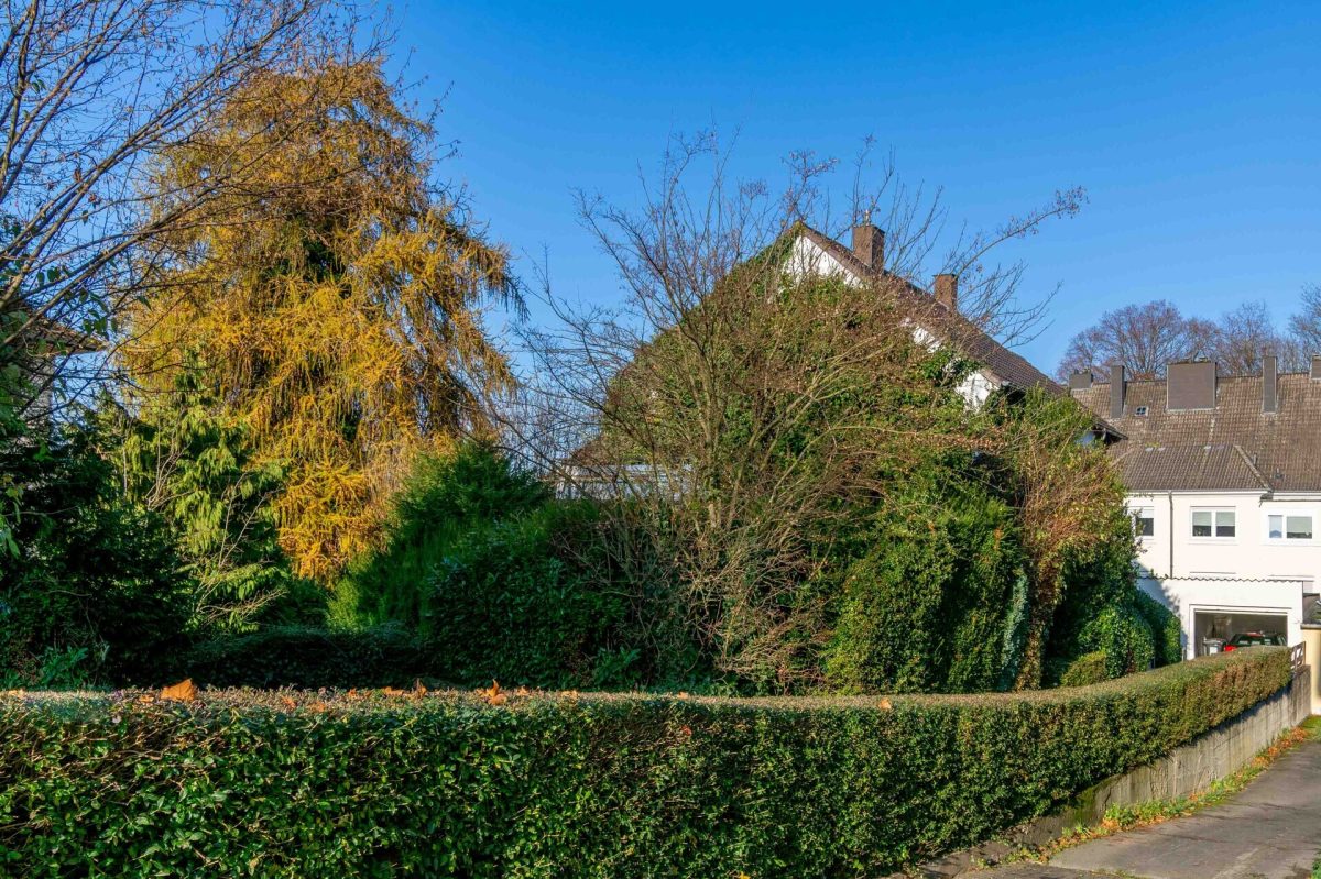 Immobilienangebot - Paderborn - Alle - Vielseitiges Einfamilienhaus mit Büro-Nutzung