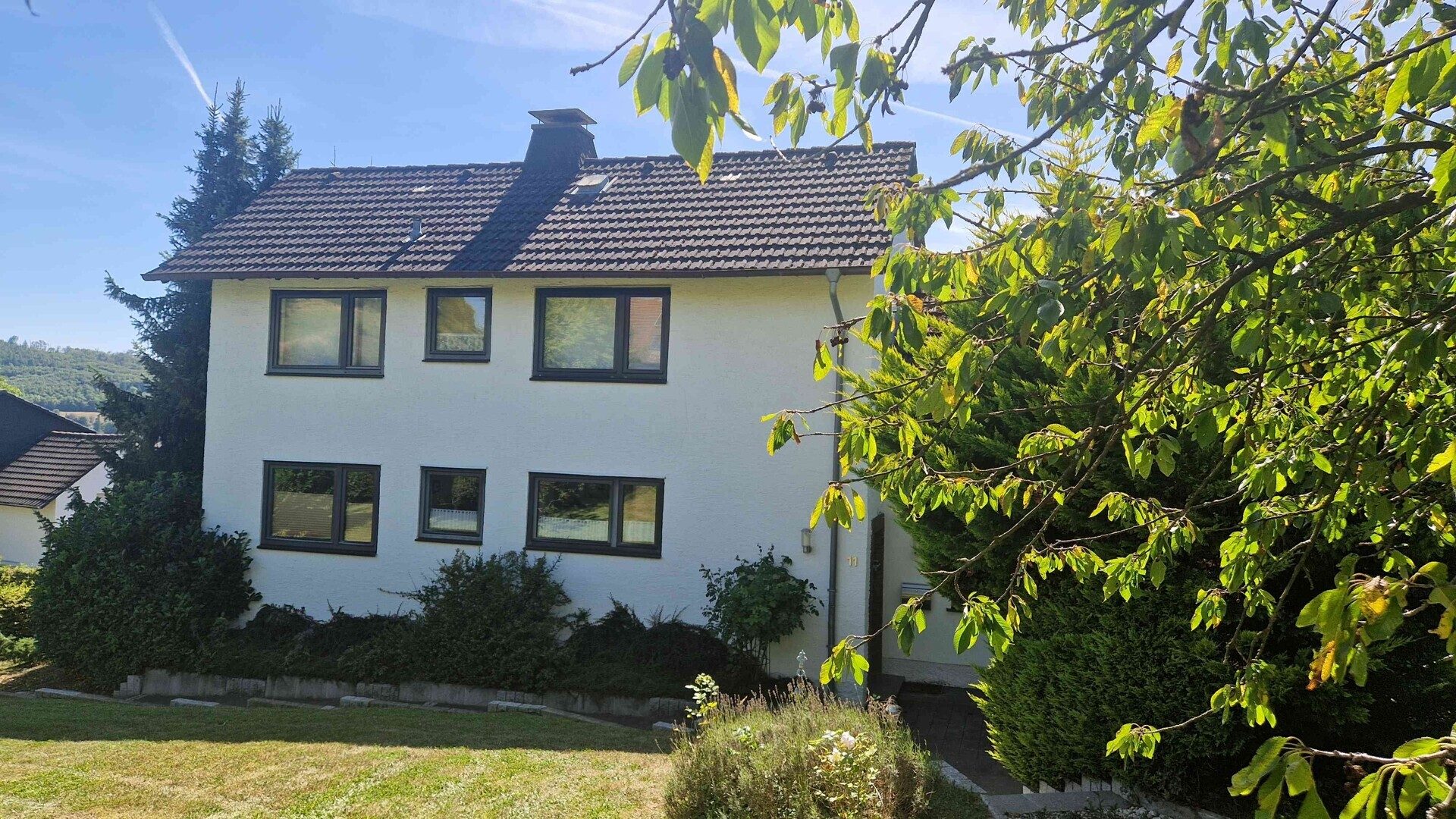 Immobilienangebot - Höxter-Ottbergen - Alle - Großzügiges Einfamilienhaus