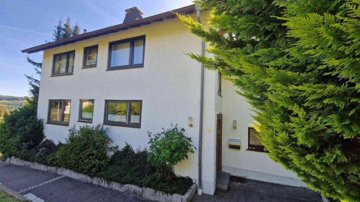 Immobilienangebot - Höxter-Ottbergen - Alle - Großzügiges Einfamilienhaus