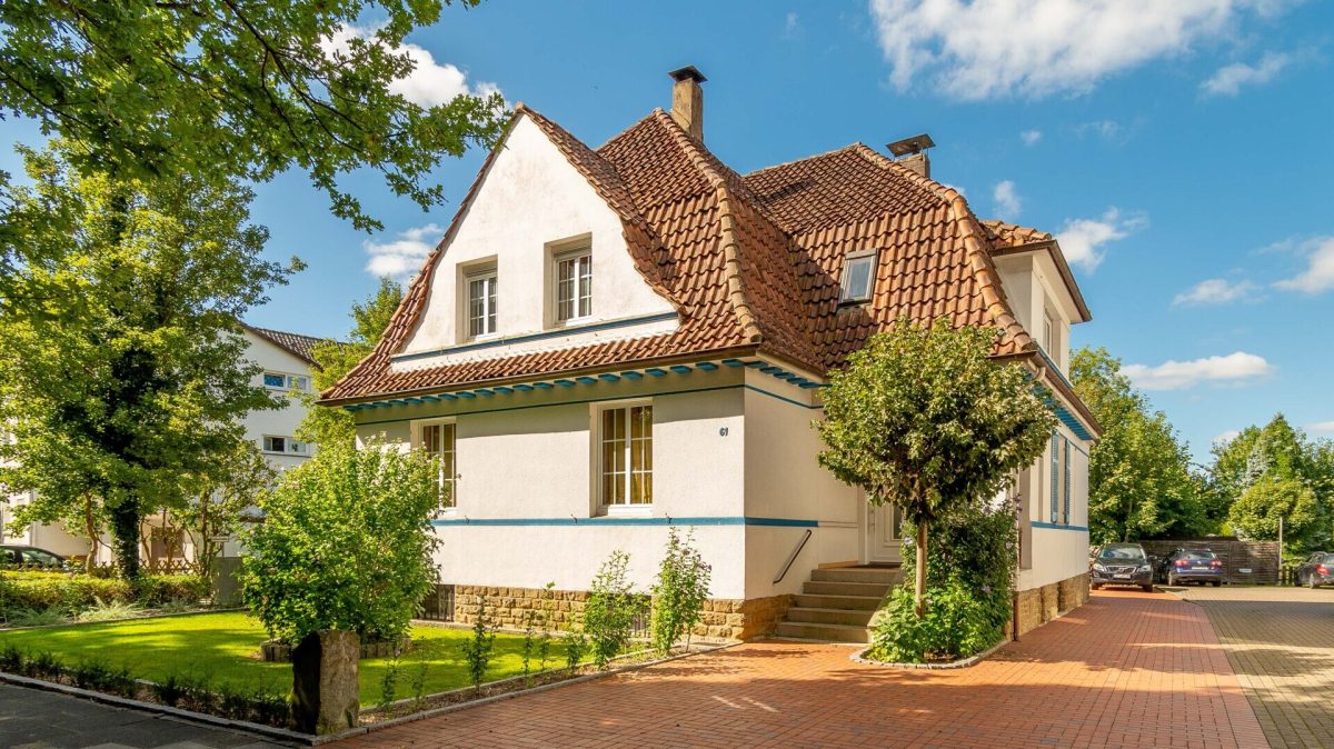 Immobilienangebot - Lemgo - Alle - Liebevoll saniertes Einfamilienhaus im historischen Baustil