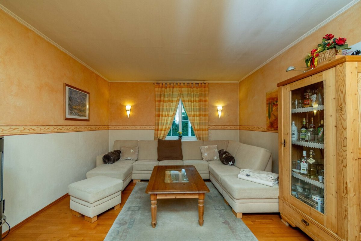 Immobilienangebot - Lemgo - Alle - Liebevoll saniertes Einfamilienhaus im historischen Baustil