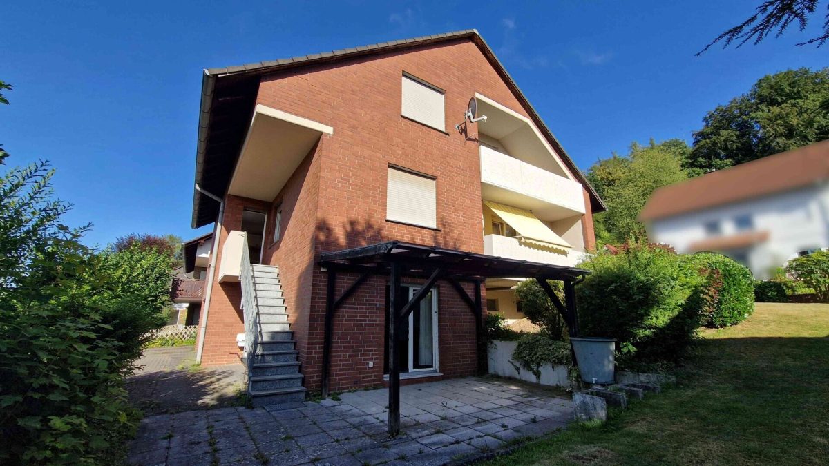 Immobilienangebot - Höxter / Bruchhausen - Alle - Gepflegtes Einfamilienhaus mit viel Platz und Wohnkomfort