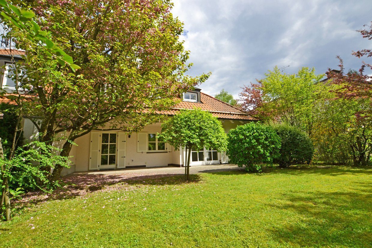 Aigner Immobilien GmbH - Immobilienangebot - 85591 Vaterstetten - Vaterstetten - Doppelhaushälfte - Großzügige Doppelhaushälfte in gefragter Lage von Vaterstetten