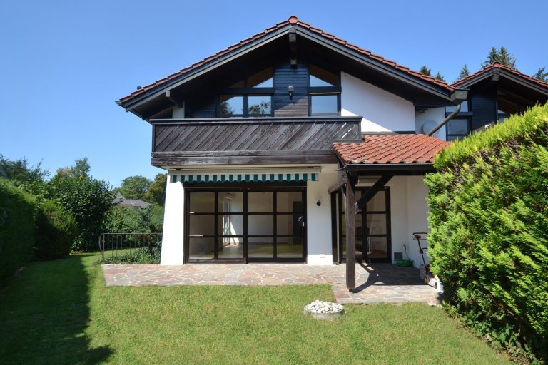 Aigner Immobilien GmbH - Immobilienangebot - 82031 Grünwald - Grünwald - Reiheneckhaus - RESERVIERT - Reiheneckhaus mit uneinsehbarem Garten und Sonnen-Terrasse in Top-Lage Grünwald