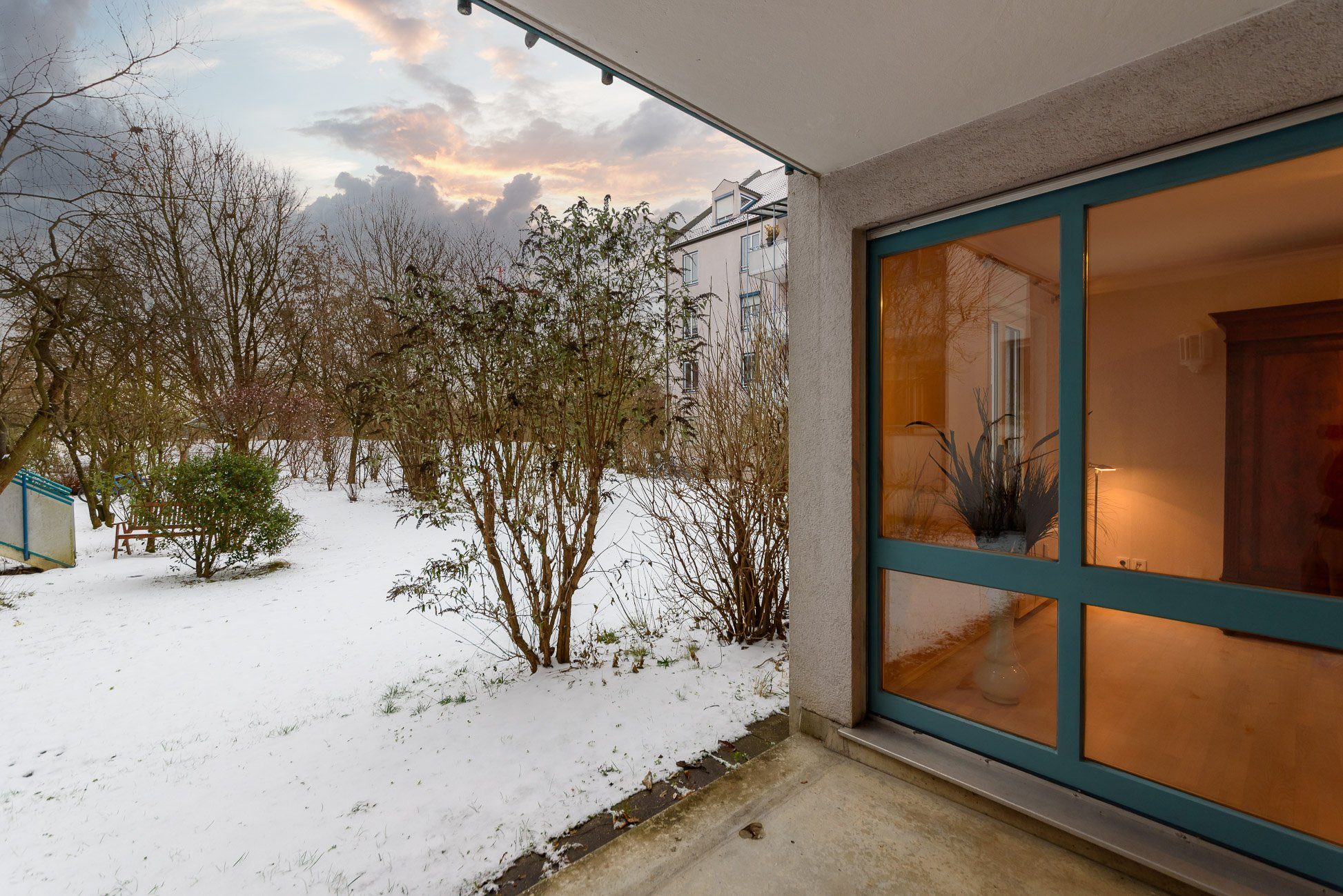 Aigner Immobilien GmbH - Immobilienangebot - 81927 München - Bogenhausen - Erdgeschosswohnung - Schöne 2,5-Zimmer-Wohnung mit Süd-Terrasse in Bogenhausen