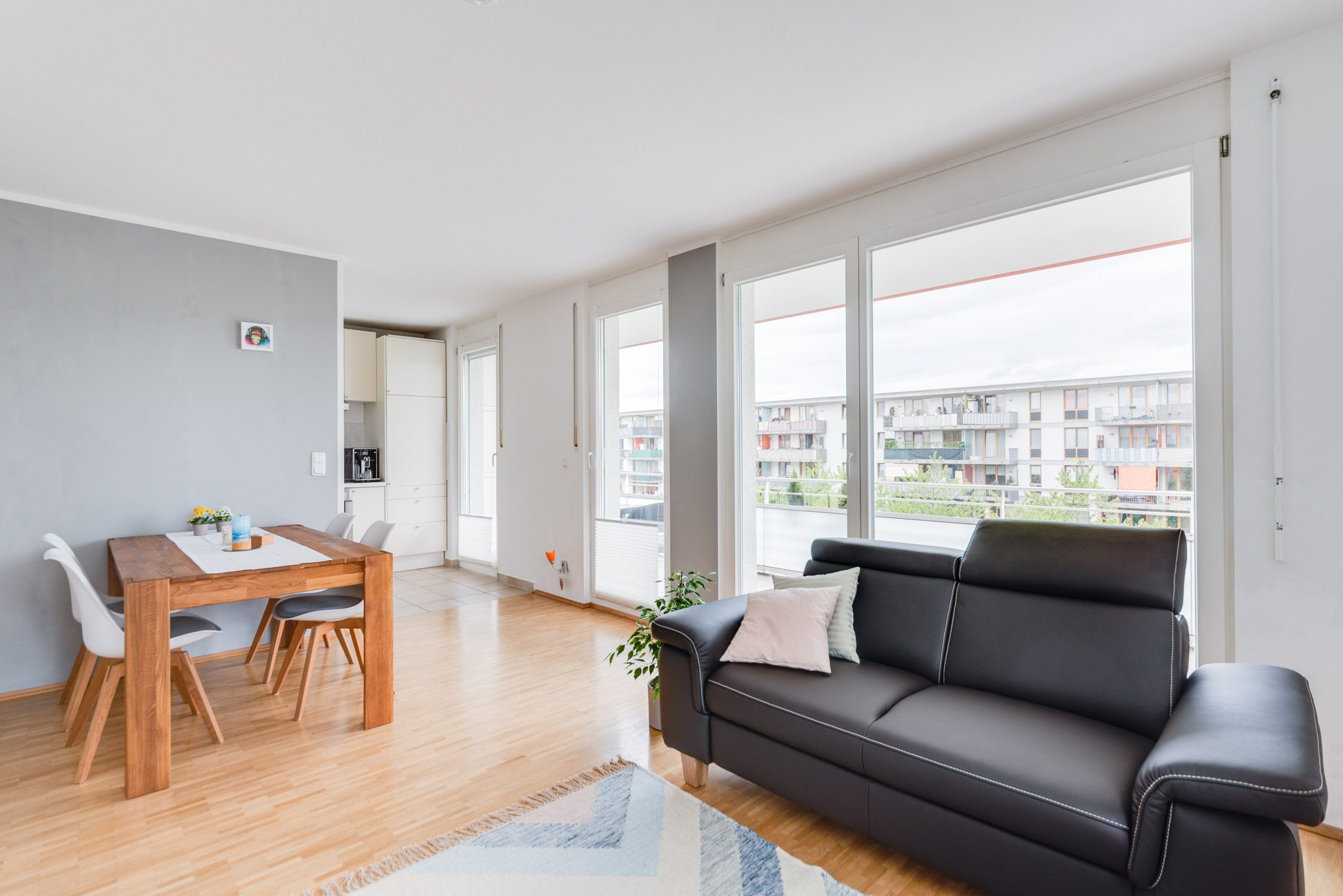 Aigner Immobilien GmbH - Immobilienangebot - 81829 München - Riem - Etagenwohnung - Helle, gut geschnittene und gepflegte 2-Zimmer-Wohnung unweit der Riem Arcaden und des Riemer Parks