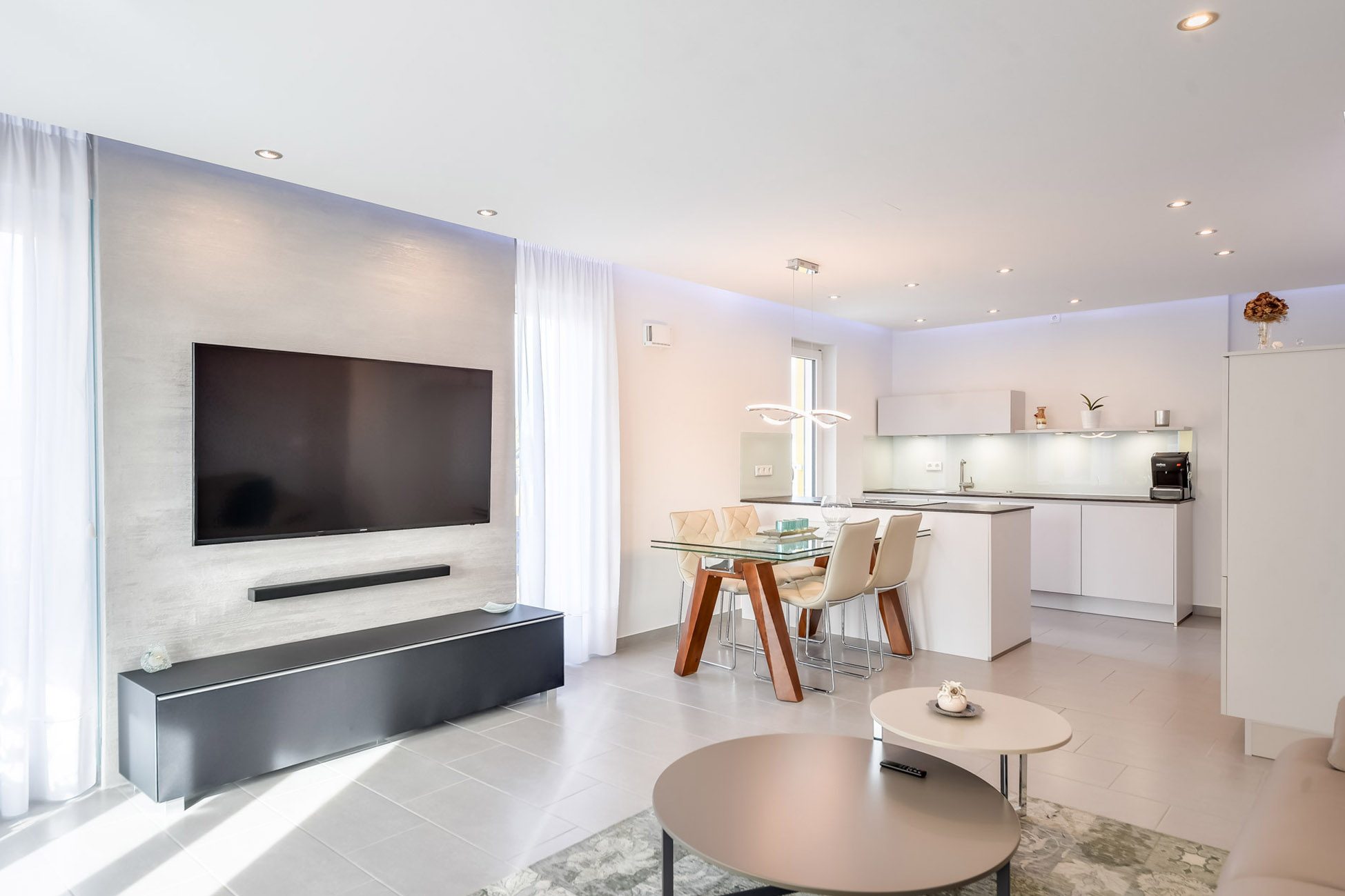 Aigner Immobilien GmbH - Immobilienangebot - 85757 Karlsfeld - Karlsfeld - Etagenwohnung - Neuwertige und komfortable 3-Zimmer-Wohnung mit stufenlosem Zugang, ruhig und zentral in Karlsfeld