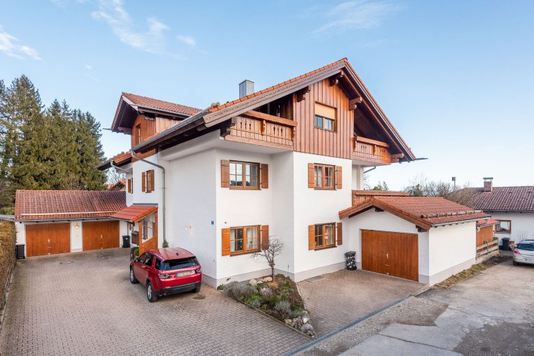 Aigner Immobilien GmbH - Immobilienangebot - 83052 Bruckmühl - Bruckmühl - Etagenwohnung - Traumhafte 4,5-Zimmer-Wohnung mit Blick auf den Wendelstein!