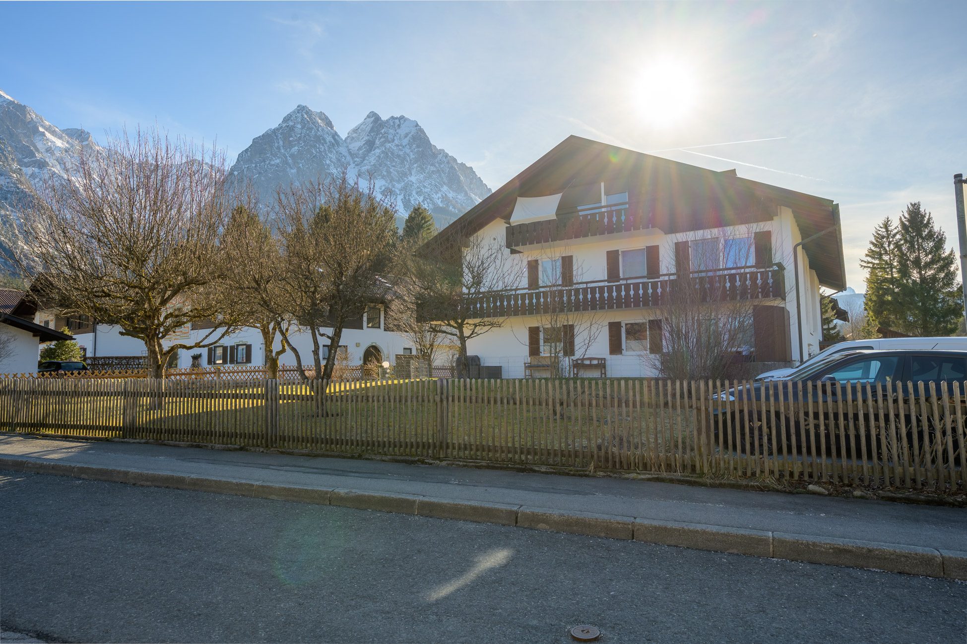 Aigner Immobilien GmbH - Immobilienangebot - 82491 Grainau - Grainau - Mehrfamilienhaus - Schönes Mehrfamilienhaus mit 10 Wohneinheiten am Fuße der Zugspitze