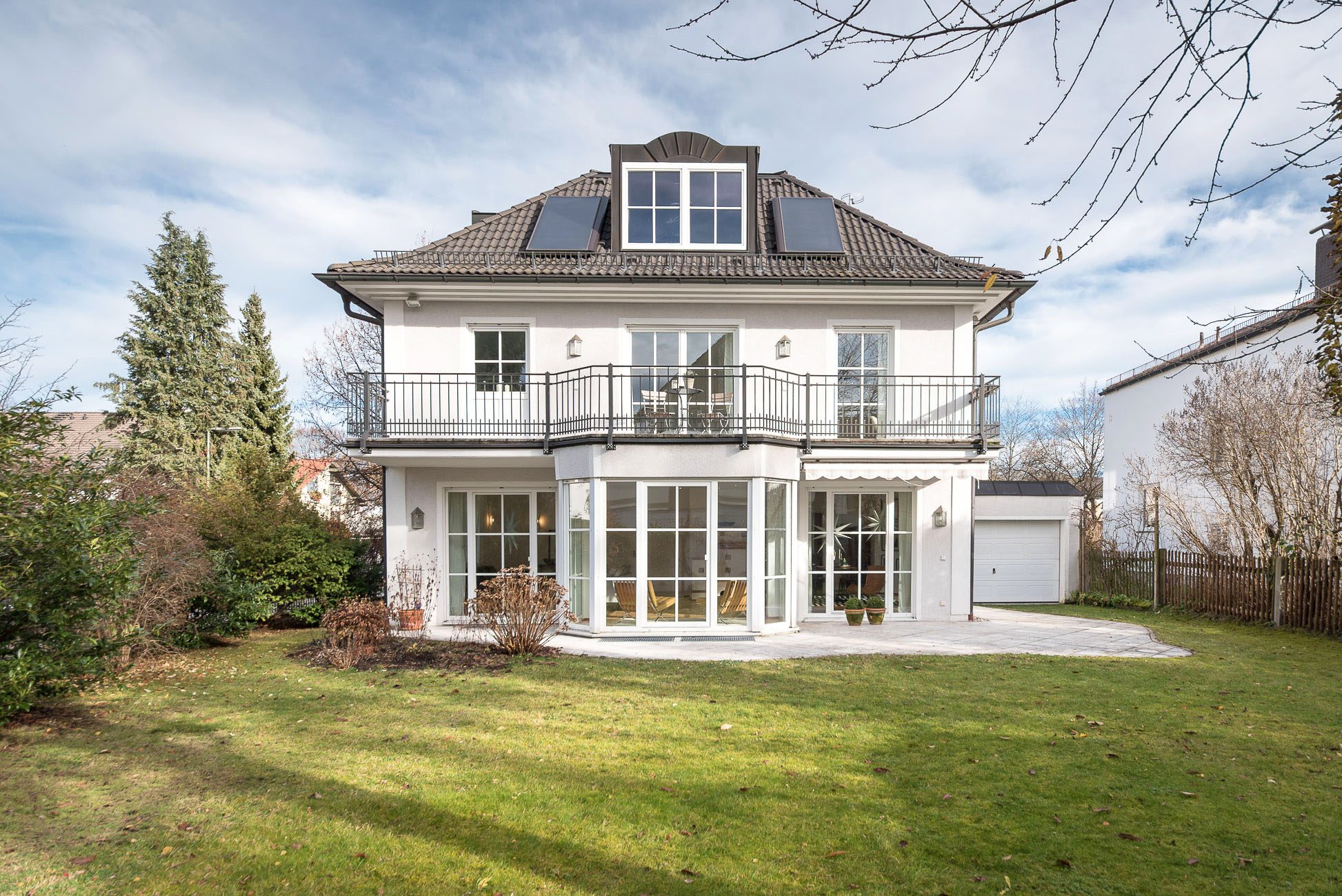 Aigner Immobilien GmbH - Immobilienangebot - 81369 München - Sendling - Einfamilienhaus - Repräsentatives behagliches Familien-Domizil mit vielseitigen Nutzungsmöglichkeiten