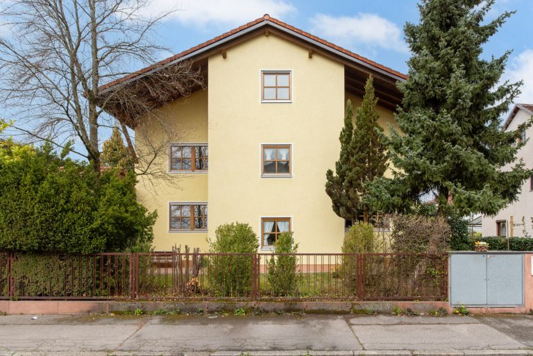 Aigner Immobilien GmbH - Immobilienangebot - 80939 München - Freimann - Zweifamilienhaus - Flexibel nutzbar - Gepflegtes Mehrgenerationenhaus zur Selbstnutzung oder Kalpitalanlage