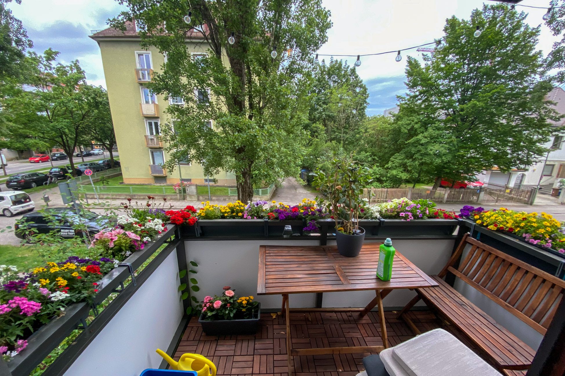 Aigner Immobilien GmbH - Immobilienangebot - 80809 München - Milbertshofen - Etagenwohnung - Gepflegte 2-Zimmer-Wohnung mit Süd- und West Balkon Nähe den BMW-Werken