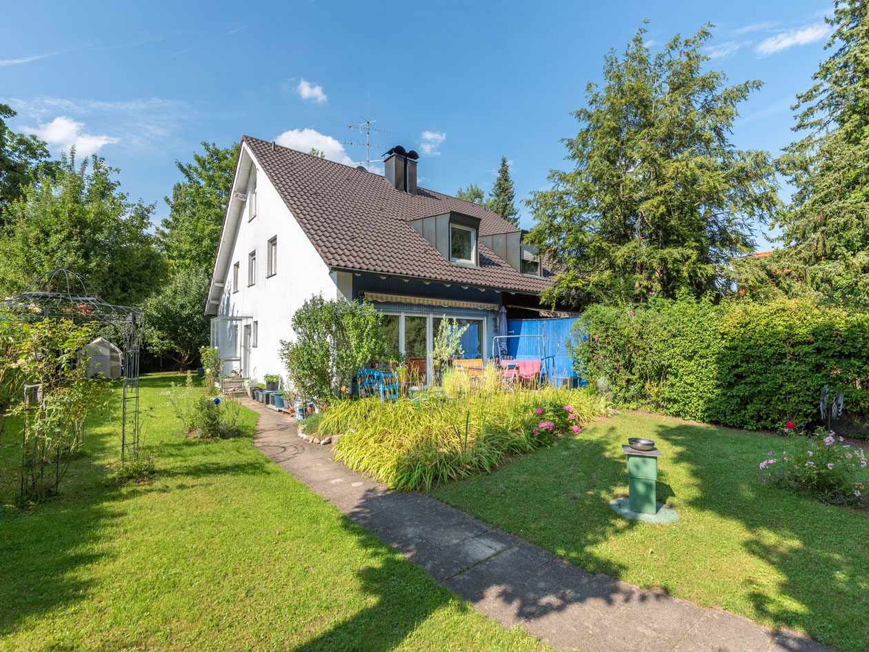 Aigner Immobilien GmbH - Immobilienangebot - 81249 München - Aubing - Doppelhaushälfte - Absolut ruhig - in dritter Reihe gelegene, großzügige Doppelhaushälfte