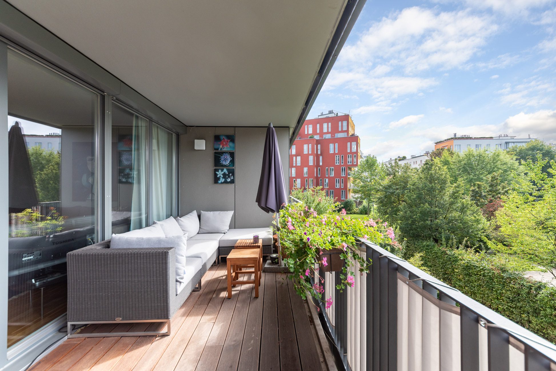 Aigner Immobilien GmbH - Immobilienangebot - 80797 München - Schwabing-West - Etagenwohnung - Ackermannbogen: Gut geschnittene, helle 4-Zimmerwohnung in sehr ruhiger Lage