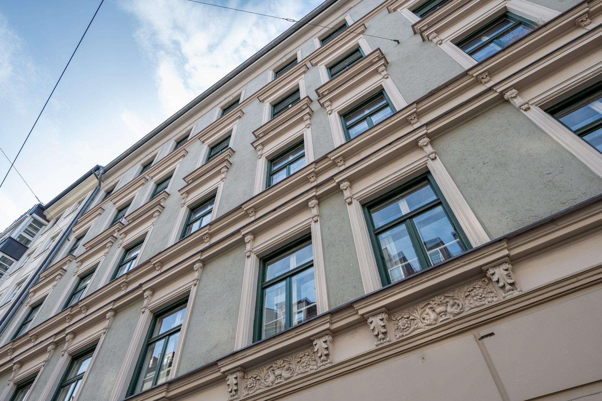 Aigner Immobilien GmbH - Immobilienangebot - 80469 München - Isarvorstadt - Etagenwohnung - Altbaujuwel im Jugendstil: Ein seltenes Terrassenhighlight mitten im Herzen der Stadt