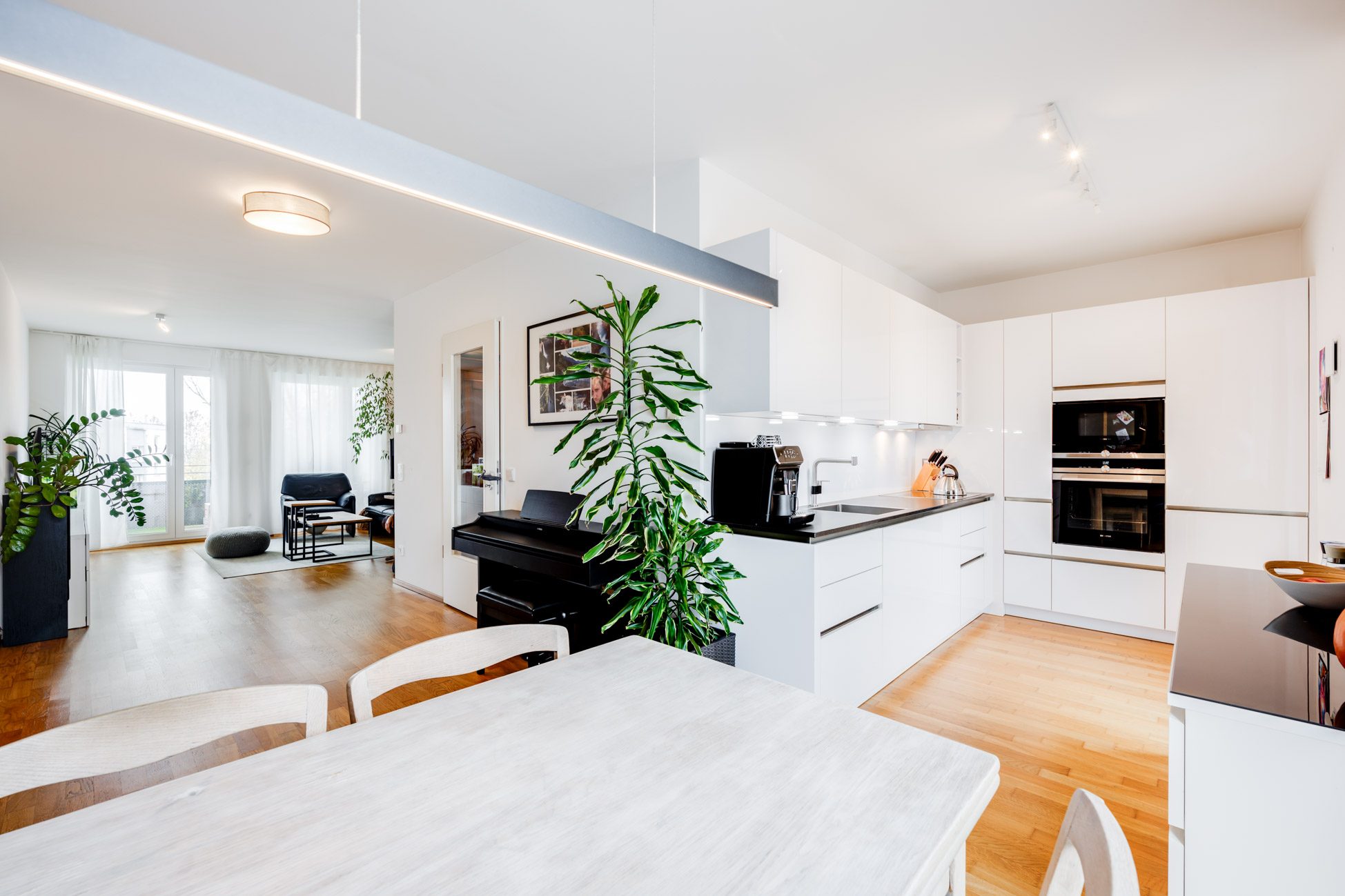 Aigner Immobilien GmbH - Immobilienangebot - 82256 Fürstenfeldbruck - Fürstenfeldbruck-Stadt - Dachgeschosswohnung - Moderne 3-Zimmer-Wohnung - neuwertig, hell und einladend